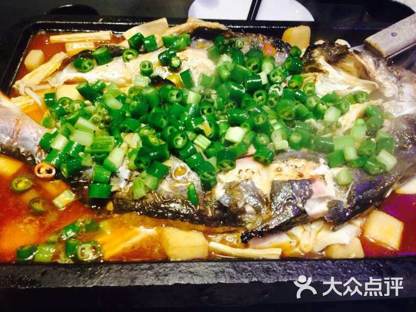 碧绿青椒芒果鱼