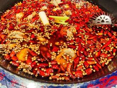 -何师傅美蛙鱼头(汉街店)