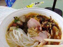 -笋爷高汤嗦螺粉·螺蛳粉(上社店)