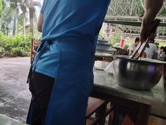 -四川小胡子海鲜(丁村万人海鲜广场店)