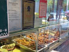 -老鼎万春卤菜(五代传承创始老店)