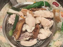 -蘑界·野生菌火锅(深业上城店)