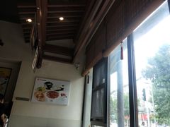 靠窗位-煜丰汴京烤鸭(福彩路店)
