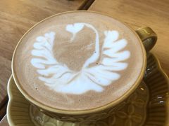 摩卡-ZAZA.CAFE.BAR