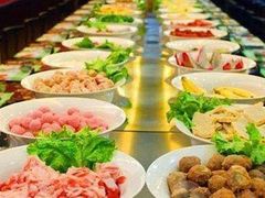 -亿富盛餐饮旋转小火锅(乐客城店)