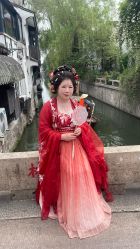 -一揽芳华汉服旗袍体验馆(拙政园店)