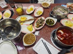 -四囍码头海鲜烧烤自助火锅(外滩南京东路悦荟广场店)
