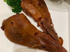 秘制鸭头-扬州香格里拉·香宫中餐厅