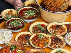 -拈签一笑黄牛肉辣卤串串
