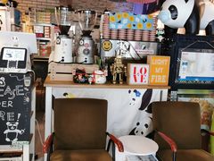 -熊猫一间店欧式奶茶铺