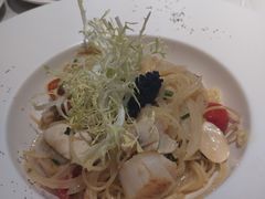 -La-Serene Café