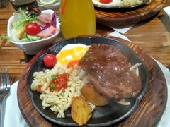铁板kappa小牛排-西缘牛排(荟聚购物中心店)