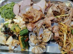 -哈尔滨小酒馆·鲜肉现穿自助烧烤(康新花园店)