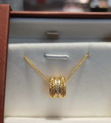 -周生生Chow Sang Sang(先天下店)