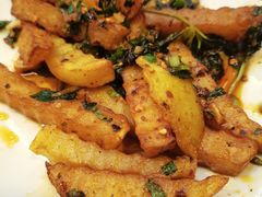 -云阿蛮云南生烫牛肉米线(奉贤路店)