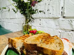 超级牛肉帕尼尼-O'mills Sourdough Bakery&Bistro(永嘉路店)