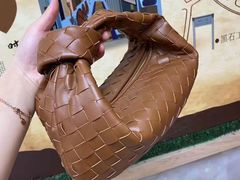 -龙翔服饰城(龙翔大厦店)