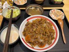 幸福满满牛丼-八全十满(大南店)