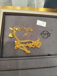 -菜百首饰店(东方新天地店)