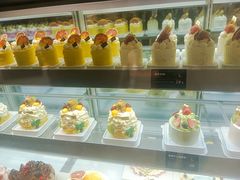 -罗森尼娜(德思勤店)