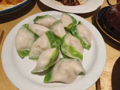 -关东小磨东北菜(上海长风大悦城店)