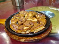 料理烤特色火烧-老东镇啤酒屋海鲜加工·蒸汽海鲜·海鲜烧烤(台东店)