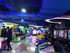 -爱玩嘉年华(江北一店)