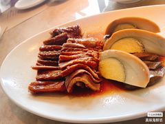 -荣小馆(椒江青悦城店)