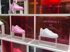 -NIKE品牌体验店(南京东路店)