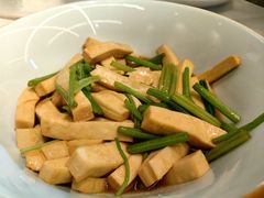 -状元人家·公园别墅衡东土菜(溪悦荟店)