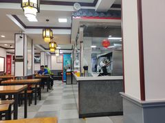 大堂-门框胡同百年卤煮(新街口店)