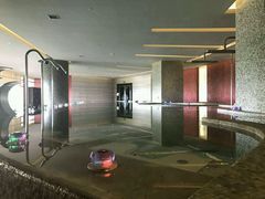 -三亚美高梅度假酒店滺水疗