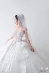-Lady  Jane高端婚纱礼服馆