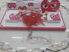 -翰佐蔡司小乐圆·依视路星趣控·暴龙眼镜折扣店