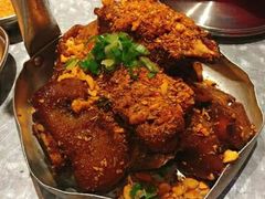 炉子里的烤猪手-炉子旁烤肉(庄河店)