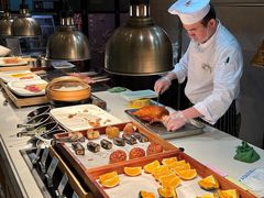 -舜耕山庄四时万和自助餐厅