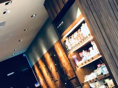 -星巴克(恒隆广场店)
