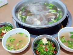 -黑竹沟新场牛肉火锅