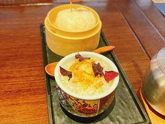 滇味糖腿包-银米·云南传统过桥米线(双廊黑金冠店)