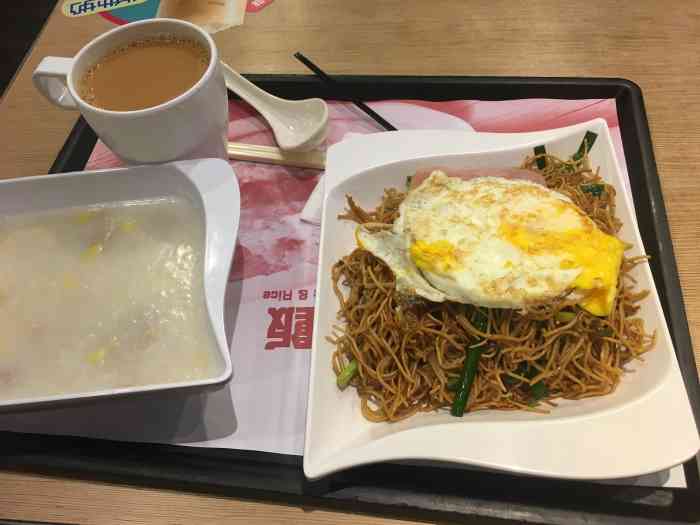 大快活快餐-"大快活 黄大仙中心 [环境]环境阔落."-大众点评移动版