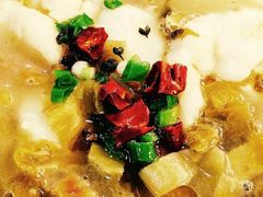 -周鱼小馆石锅酸菜鱼(活力汇店)