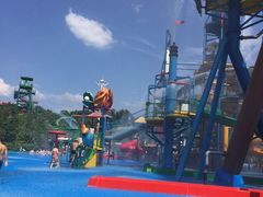 -泸州欢乐派海滩公园