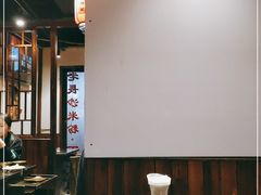 -宽板凳老灶火锅(簋街店)