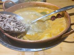 -洱火云南酸菜牛肉火锅(石景山当代商城店)