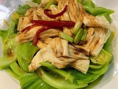 -明本湛江鸡•海鲜小厨(陈家祠店)