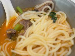 -粉小主·贵州酸汤牛肉粉(南京仙林金鹰店)