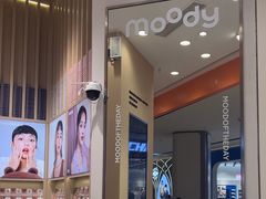 -moody彩瞳(环宇城店)