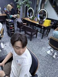 -藤野造型专业烫染接发