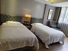 -华雅·云缦酒店(岳阳楼区火车站店)