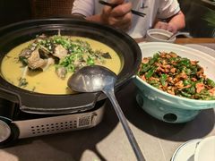 -山涧肴·湘味家肴(松岗满纷天地店)